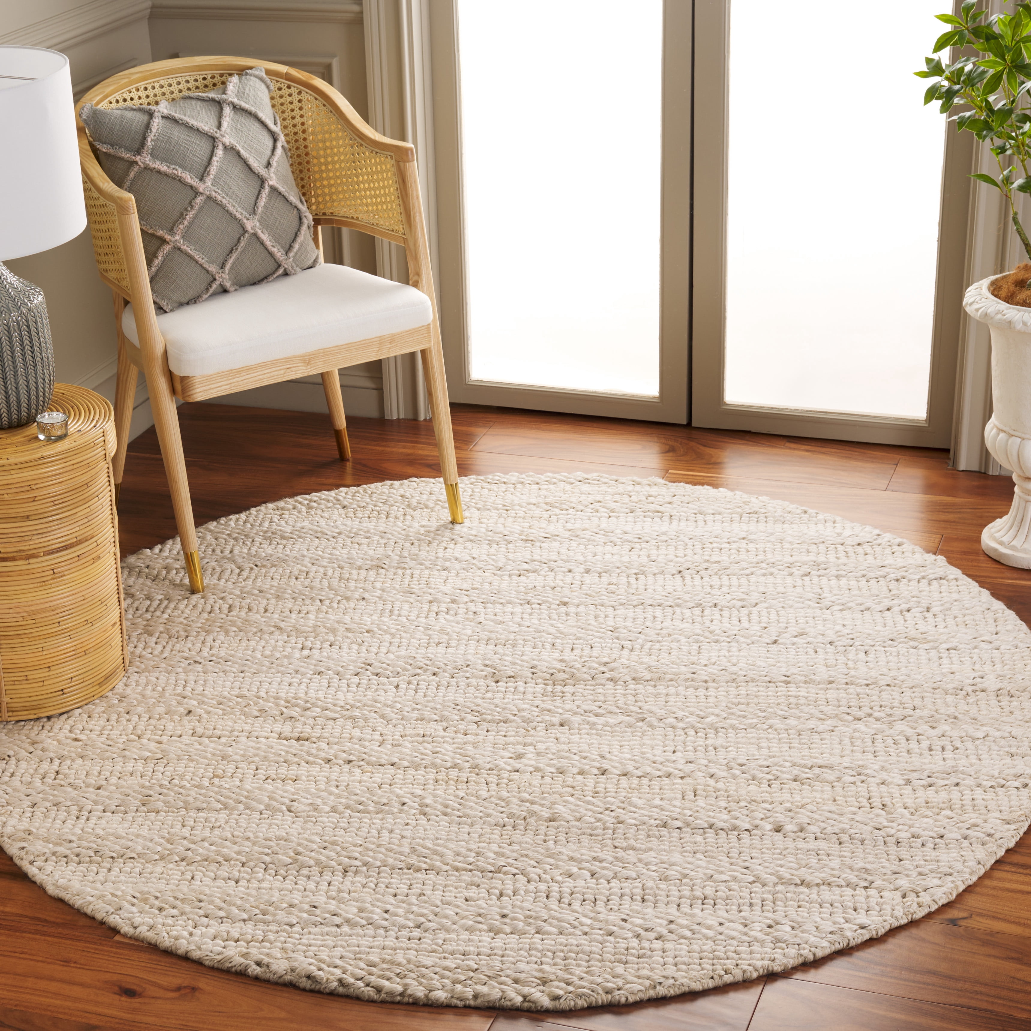 SAFAVIEH Natural Fiber Mide Solid Area Rug, Bleach, 6' x 6' Round
