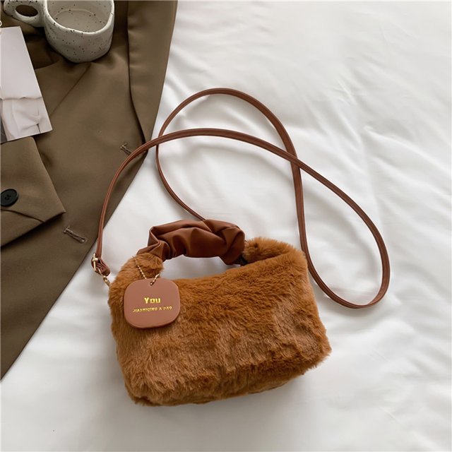 Bolso de mano de felpa para mujer, peludo con pliegue en la nube a la moda, ajustable con colgante pequeño