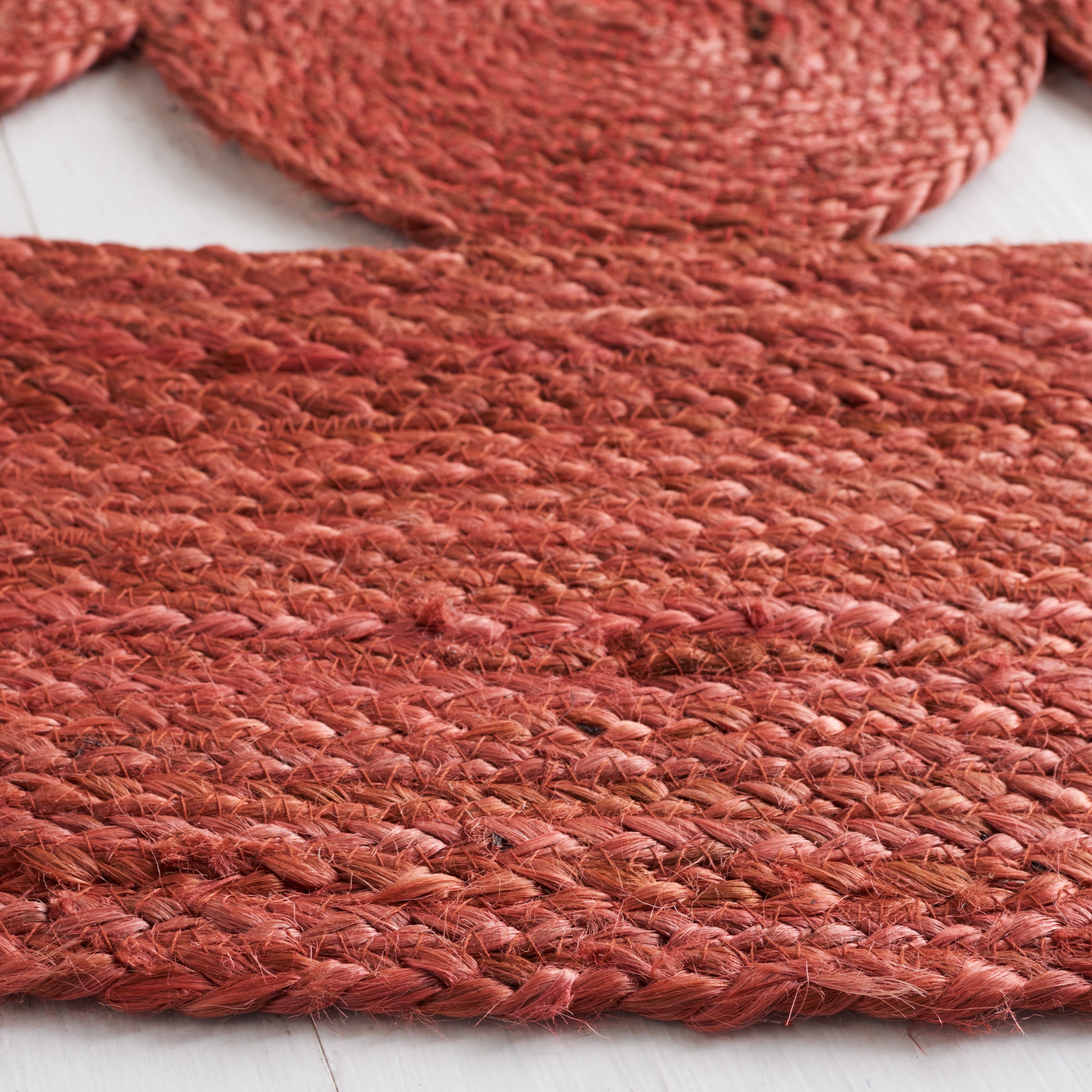 SAFAVIEH Natural Fiber Morgan Solid Area Rug, Rust, 9' x 9' Round