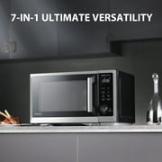 Toshiba 1 cu ft Countertop Microwave Ovens in Silver