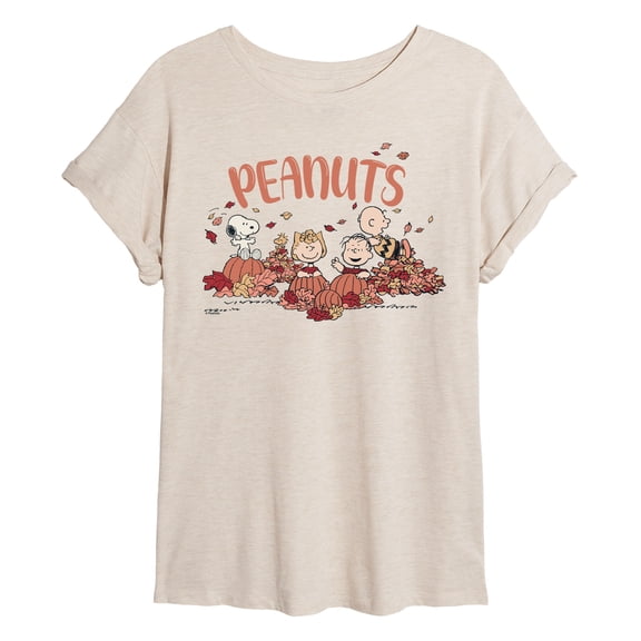 Peanuts - Fall Fun - Juniors Oversized Graphic T-Shirt