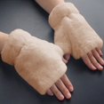 thumbnail image 4 of Guantes de invierno sin dedos para mujer, cómodos, peludos y cálidos, guantes de medio dedo, ropa de mano, piel sintética suave, cálidos, guantes de escritura para conducir en invierno, regalo de Nav, 4 of 5