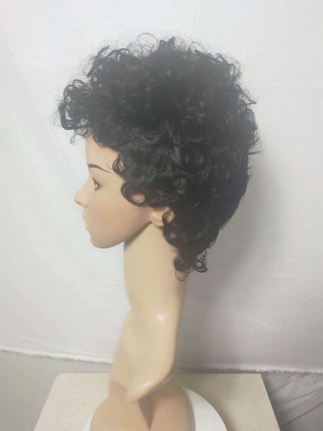 Short Pixie Cut Wigs Curly Wigs for Women Synthetic Hair Wigs Natural Looking Heat Resistant Fiber