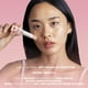 thumbnail image 2 of Crema para ojos Erborian Skin Hero con color melocotón, 10 ml, con ginseng blanco, 2 of 6