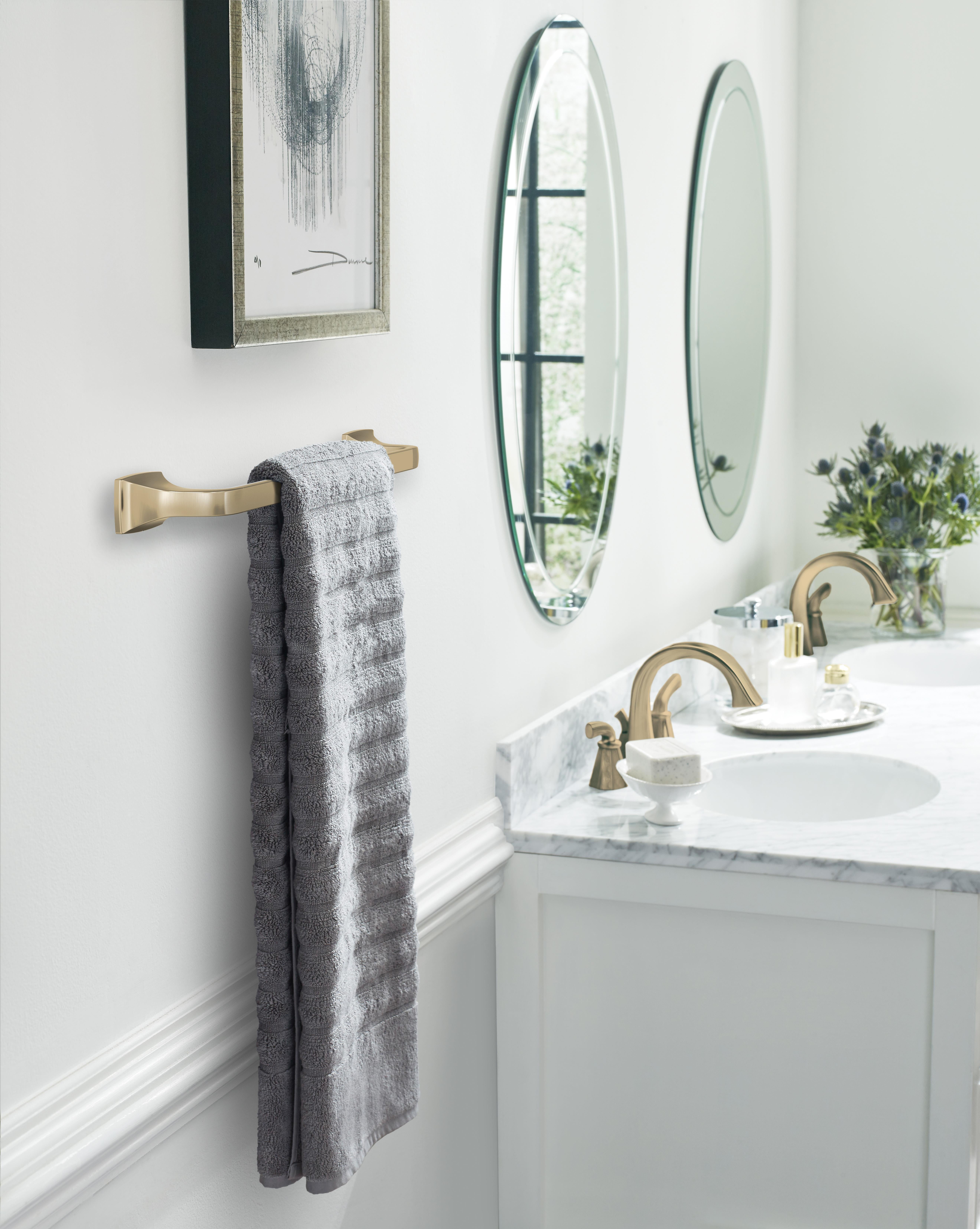 Amerock Highland Ridge Golden Champagne 18 inch (457mm) Towel Bar