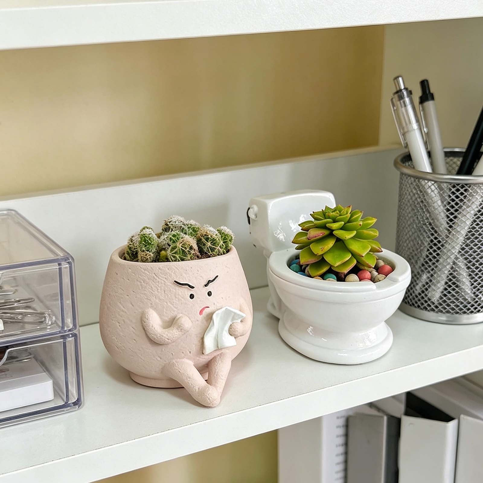 YANDE-5in Face Flower Pots, Cute Planter Outdoor Handmade Resin Head Planters for Indoor Self Watering Toilet Succulent Pot with Drainage Hole Unique Home Decor Quirky Gardening Gift (Khaki)