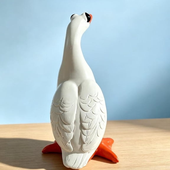 Abbraccia Goose Statue Animal Figurine Gift DIY Decor Resin Sculpture Landscape Ornament Garden Accessories for Garden Lawn Porch Patio