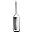 thumbnail image 2 of Rallador Microplane Serie Profesional Fino para Queso Duro, 2 of 6