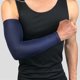 thumbnail image 3 of 1 par de coderas protectoras solares, elásticas, largas y transpirables, unisex, para entrenamiento de protección (talla XL, azul oscuro)., 3 of 7