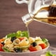 thumbnail image 5 of Dispensador de aceite de oliva y vinagre 2 en 1, vidrio soplado a mano resistente a la temperatura, para una decoración de cocina elegante y práctica, incluye dos corchos para almacenamiento, vertido, 5 of 5