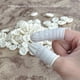 thumbnail image 2 of Guantes desechables de látex para dedos - Elásticos, fáciles de poner y quitar - Guantes protectores para limpieza, manualidades y uso médico, 2 of 8