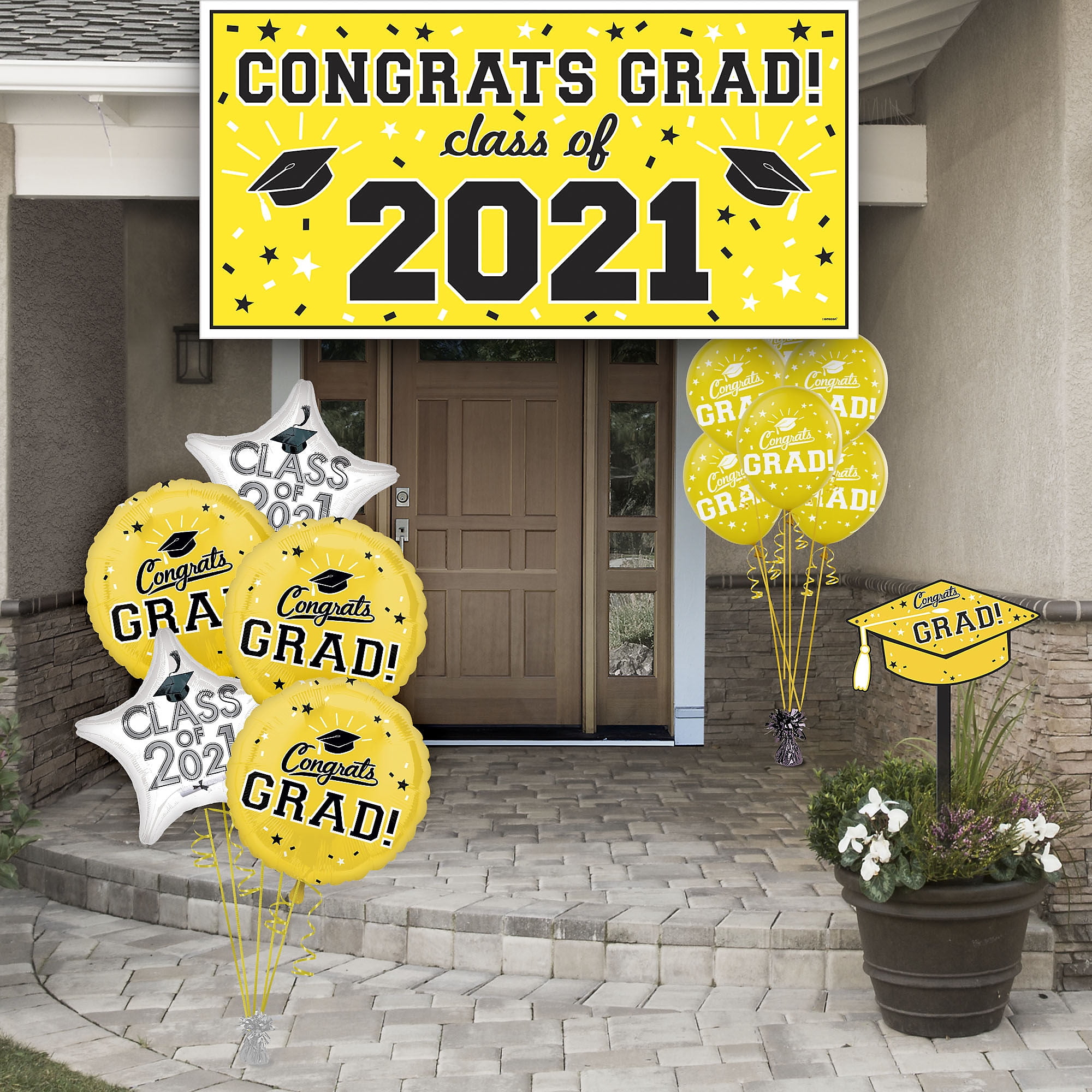 Party City Yellow Congrats Grad Graduation Outdoor Decoration Kit, With