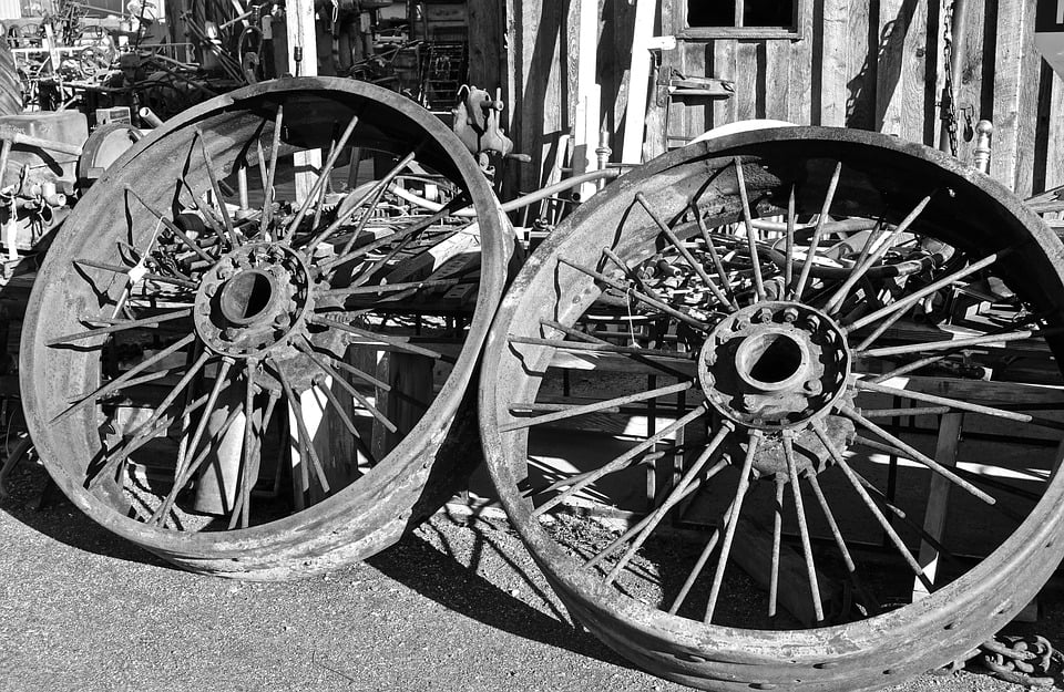 Buy LAMINATED POSTER Wagon Wheels Wheels Metal Spokes Wagon Poster Print 24...