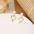 thumbnail image 4 of Pendientes del día de San Valentín para mujer Pendientes de corazón para niñas Pendientes colgantes de corazón Regalos del día de San Valentín para ella Pendientes de corazón, 4 of 5