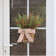 thumbnail image 4 of Cesta de Flores de Frutos Rojos de Simulación Navideña para Colgar En La Pared, Cesta de Enredaderas de Flores de Simulación para El Hogar, Decoración Navideña para Colgar En La Puerta, Corona de Flo, 4 of 7