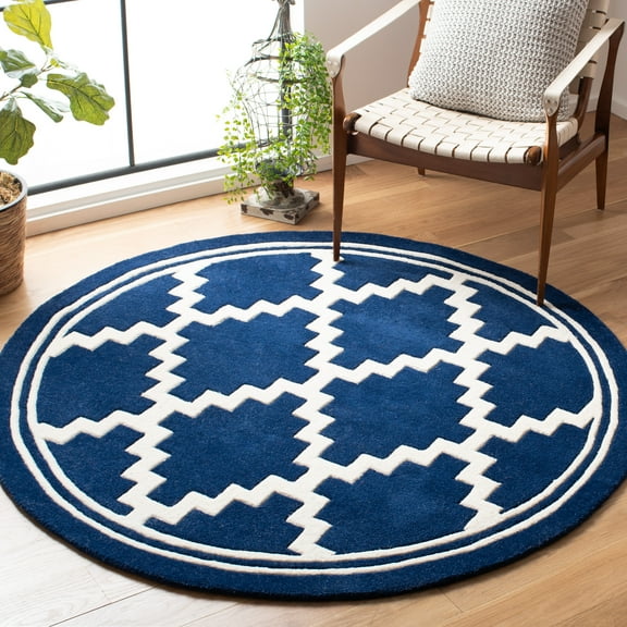 SAFAVIEH Chatham Dustin Geometric Wool Area Rug, Navy/Ivory, 5' x 5' Round