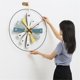 thumbnail image 3 of Reloj de pared grande de 60 cm, redondo, silencioso, sin tictac, colgante, decoración creativa, reloj de pared ligero de lujo for sala de estar., 3 of 4