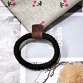 thumbnail image 1 of Diadema de color marrón leche con una cuenta tejida, tocado sencillo para niña, muy elástico, duradero, anillo para el cabello con cara sonriente, cómodo de usar, 1 of 6