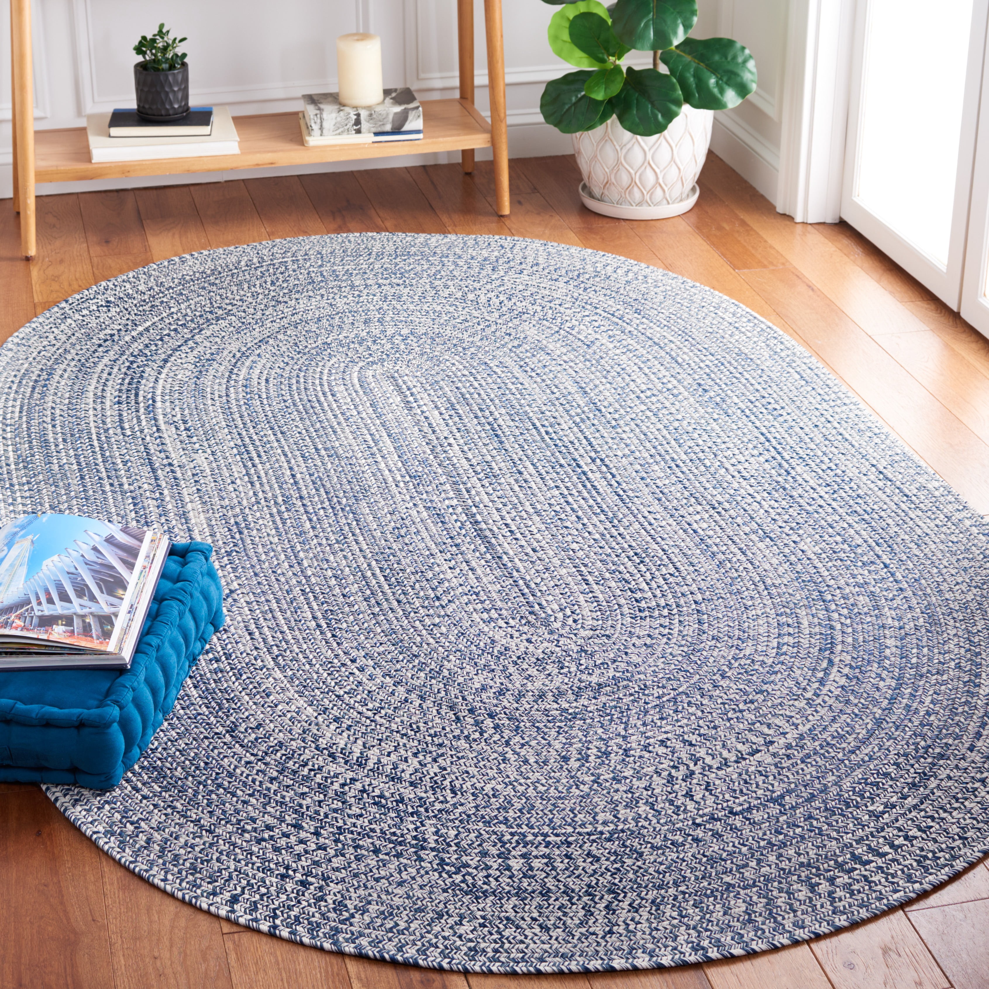 SAFAVIEH Braided Gino Distressed Machine Washable Reversible Area Rug, Dark Blue/Ivory, 8' x 10' Oval