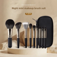 thumbnail image 2 of Juego de 9 brochas de maquillaje portátiles para viajes, mini brochas de maquillaje prácticas y refrescantes para principiantes, cerdas de calidad para colorete, polvos y bronceadores, 2 of 4
