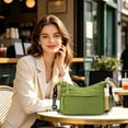 thumbnail image 4 of Bolso bandolera de nailon para mujer, bolso de hombro informal, bolso ligero, bolso moderno para el día a día, ideal para el trabajo, la escuela y los viajes. Correa ajustable para guardar lo, 4 of 6