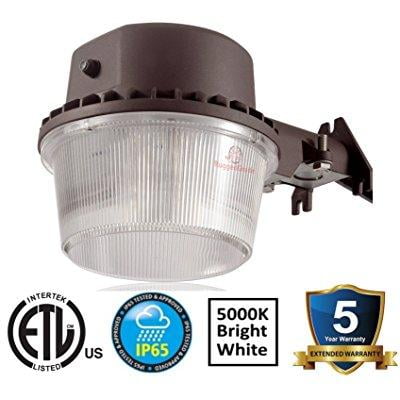 3 500 Lumen Outdoor Wall Light Barn Style Led Uses Only 35watts 3 500 Lumen Outdoor Wall Light Barn Style Led Uses Only 35watts Includes Dusk To