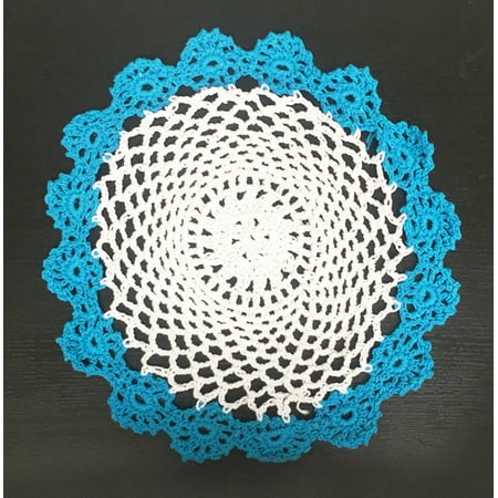 

Fennco Styles Handmade Two-Tone Floral Crochet Tray Doily 9 Round 1-Piece - Sky Blue Cloth Placemat for Everyday Use Holidays Home Décor Cocktail Party Tea Party Special Occasion