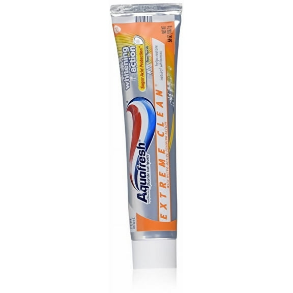 Aquafresh Extreme Clean Whitening 5.6 Ounces (Pack of 24)