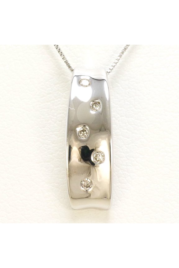 Pre-Owned 18K (18-karat white gold) necklace with 0.06ct diamond, total weight 2.6g, 40cm...
