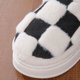 thumbnail image 2 of Pantufla Zapatos de algodón para el hogar a cuadros para mujer y hombre, pantuflas cálidas y peludas para interior y exterior DQrwqpou Tenis De Mujer Tenis De Hombre, 2 of 7