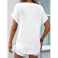 thumbnail image 3 of Camiseta Básica de Corta para Mujer, Informal, de Punto Gofre, con Cuello en V, Color , Talla L, 3 of 4