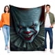 thumbnail image 1 of Pennywise el Payaso anti-pilling, suave, ligera, esponjosa y acogedora de lujo para hogar y cocina – Perfecta para niños y adultos, 100 x 150 cm, 1 of 6