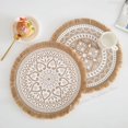 thumbnail image 3 of Mantel individual redondo bohemio de 38 cm con flecos de yute tejido y borlas para comedor INS Hot Table Decors, 3 of 6