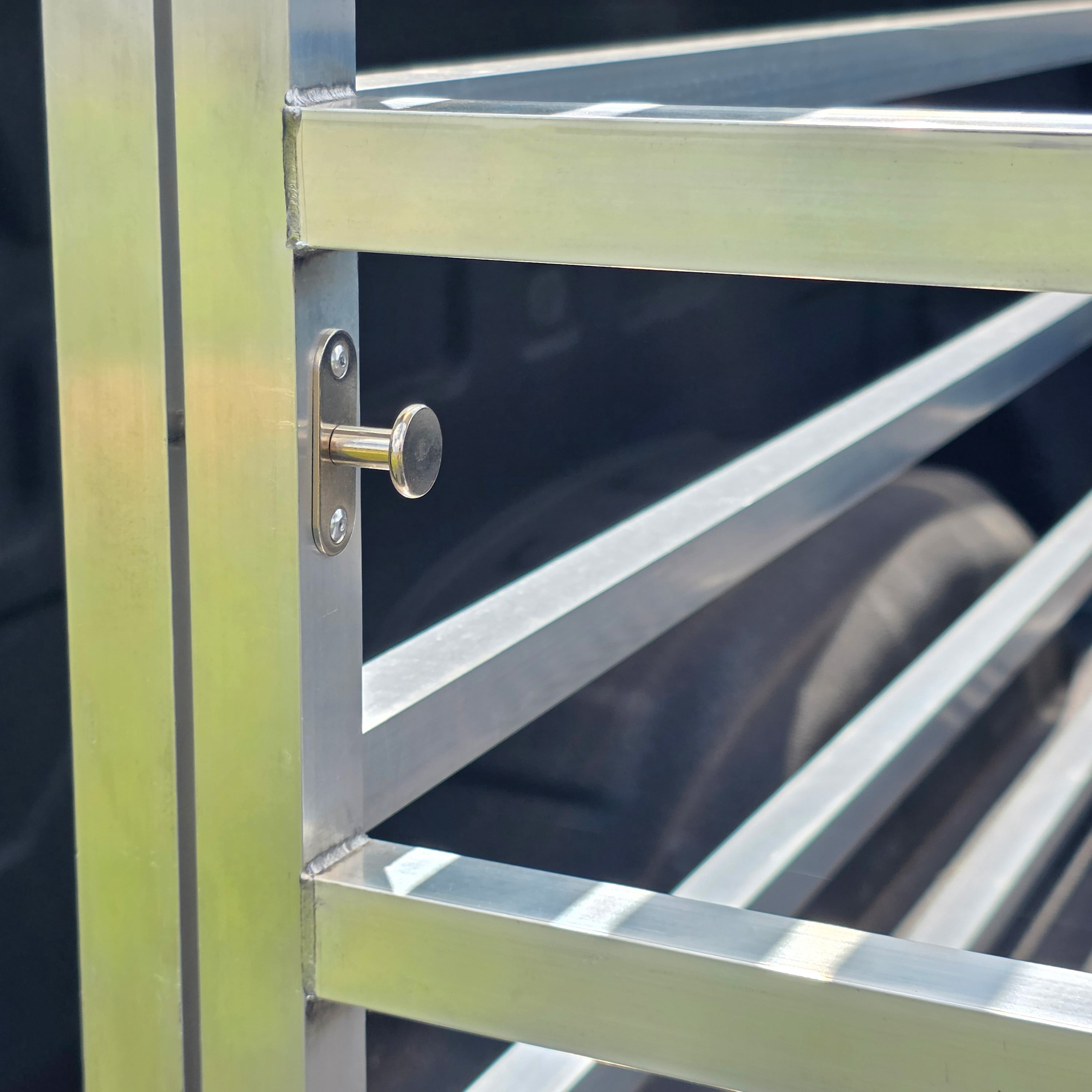 Aluminum Transport Cage for Sheep, Goat, Pig, Dog, Small Livestock Truck Crate Animal Transporter