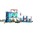 thumbnail image 3 of Set LEGO City Academia de Policía 60372, 3 of 4
