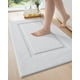thumbnail image 1 of Alfombra de baño DEXI, lavable y antideslizante, 40 x 60 cm, color blanco, 1 of 9