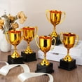 thumbnail image 4 of Set de 18 Trofeos de Plástico Dorado de 7" Ecation, 4 of 6