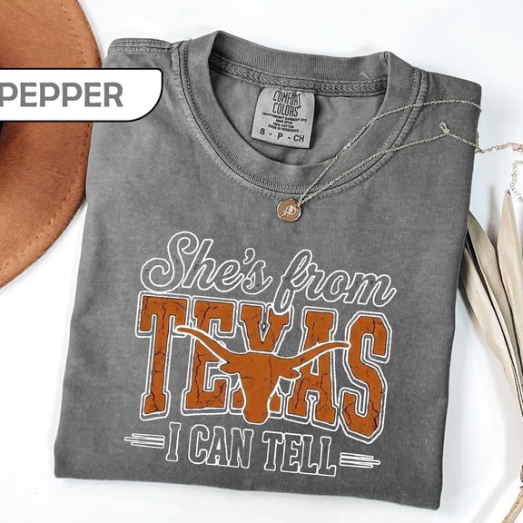 She's From Texas Shirt Choosin' Texas Lyric Tee Retro Western Longhorn Shirt Country Music Tee Regional Pride Top