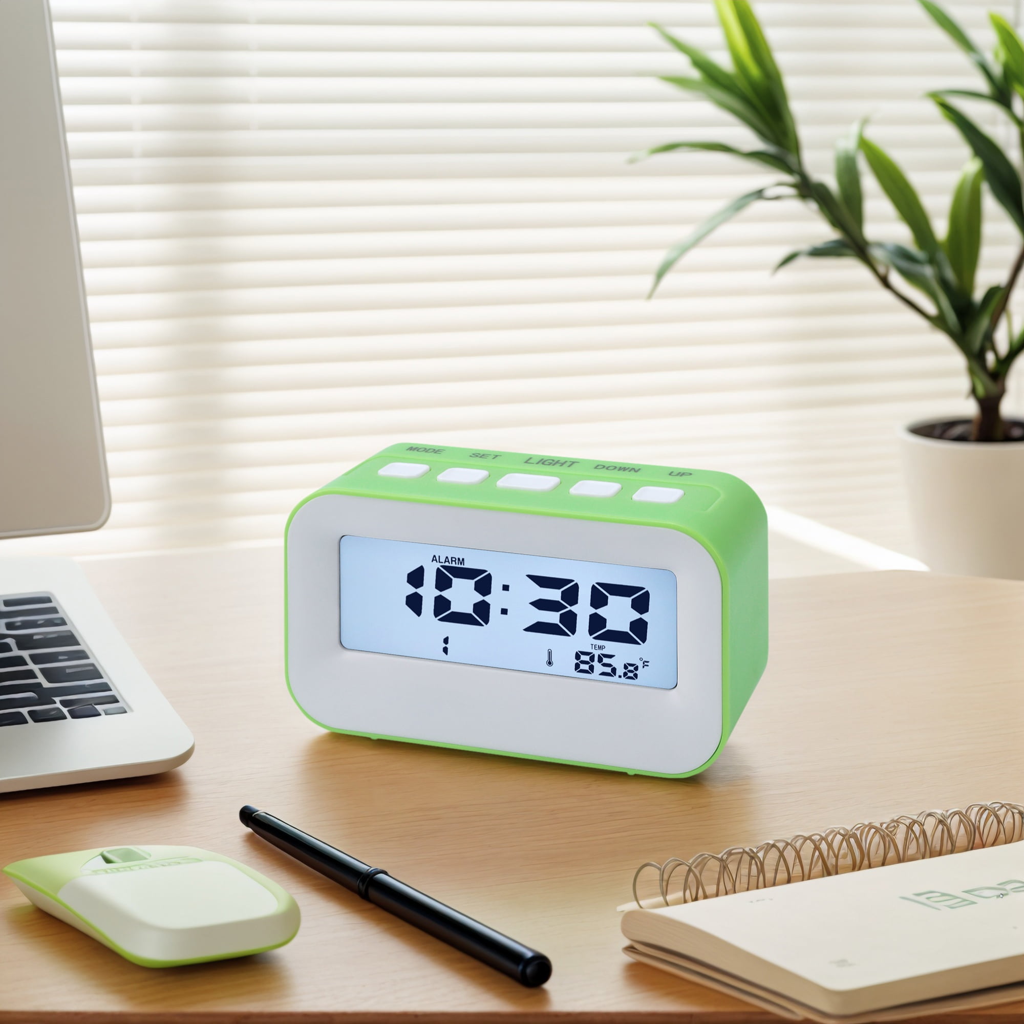 Unique Bargains Electric Alarm Clock with Temperature Display Green 4.3"L x 1.8"W x 2.4"H