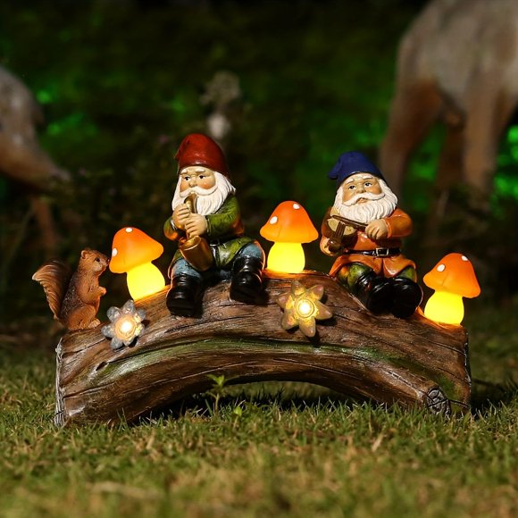 Jy.Cozy Solar LED Mushroom Lights Garden Gnome Statues - Resin Squirrel Gnomes Figurine - Outdoor Spring Decor for Patio, Yard, Lawn, Porch - Ornament Gift