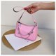 thumbnail image 4 of Sonducket Bolso de moda y versátil, bolsos compactos y portátiles para mujer, bolso de mano para axilas, regalos Envolturas para manijas de equipaje negro, 4 of 6