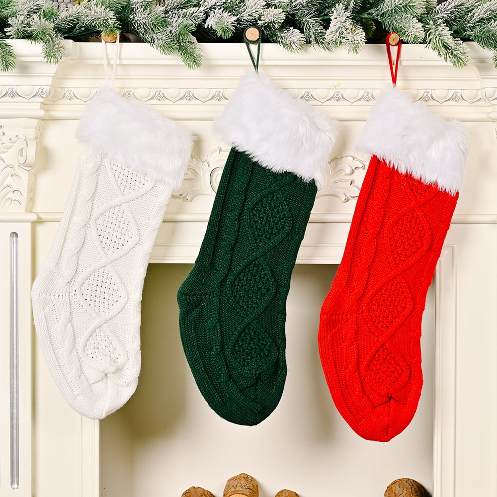 Green 2-Piece 18-Inch Snowflakes Knitted Yarn Christmas Stockings 