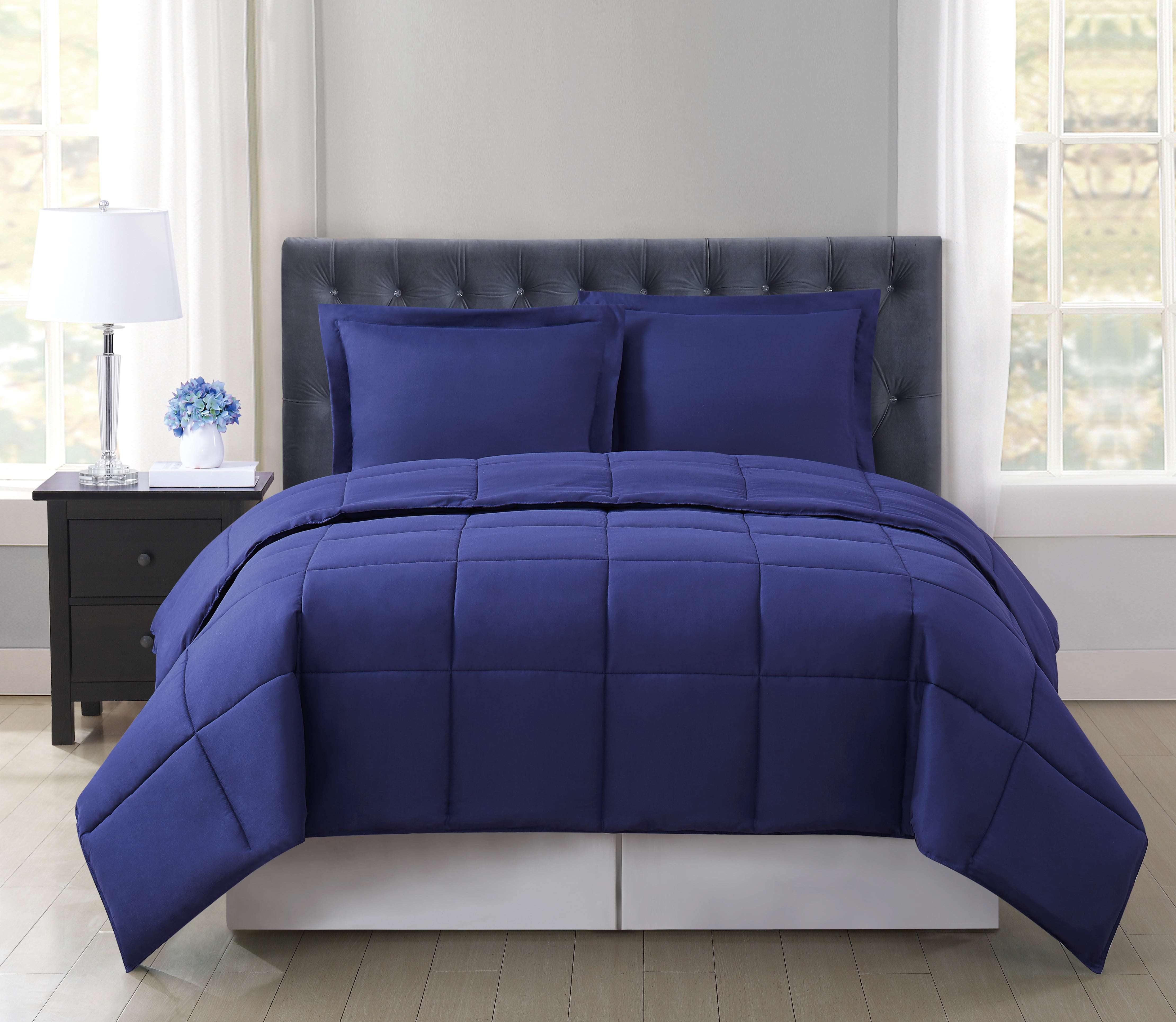 Truly Soft Everyday Reversible Navy Full/Queen 3 Piece Comforter Set