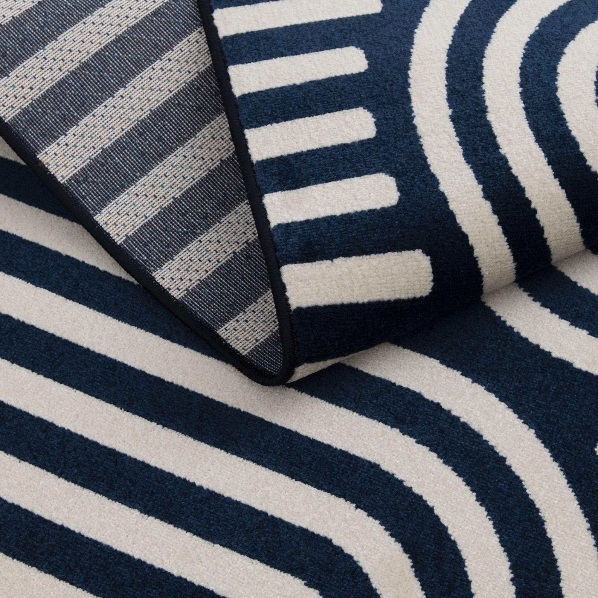 Loomaknoti Tecopa Sedvick 2' x 7' Blue Geometric Outdoor Runner Rug