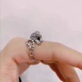 thumbnail image 1 of Anillo de gato geométrico con línea de gancho que se abre y se ajusta con forma de animal, joyería tejida con línea, 1 of 6