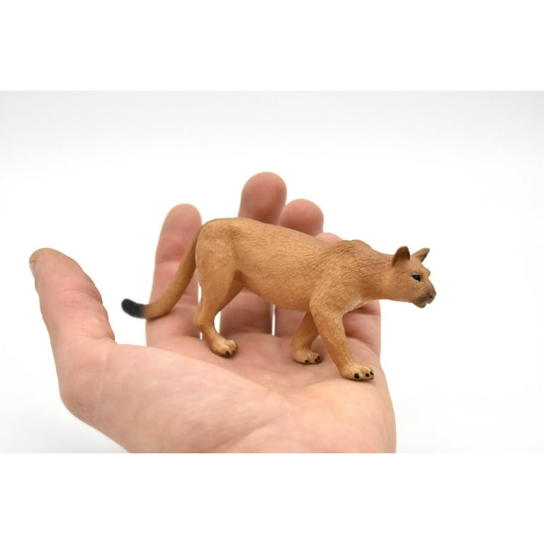 Puma Cougar Mountain Lion Museum Quality Plastic Replica 5 M127 B648