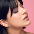 thumbnail image 3 of Palladio Ultimate Pro Paleta de Maquillaje de Sombras de Ojos con Espejo, 18 Colores en Polvo Altamente Pigmentados, Acabados Mate, Brillantes, Metálicos y Satinados, SHANNON DE LIMA, 3 of 9