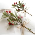 thumbnail image 1 of TIELUTT Couronne de Houx de Cueillette de Baies Rouges Pomme de Pin Couronne de Fleurs de Glycine Fleurs Chaudes Fleurs en Soie Fleurs d'Œillet Support de Fleurs de Mariage, 1 of 8