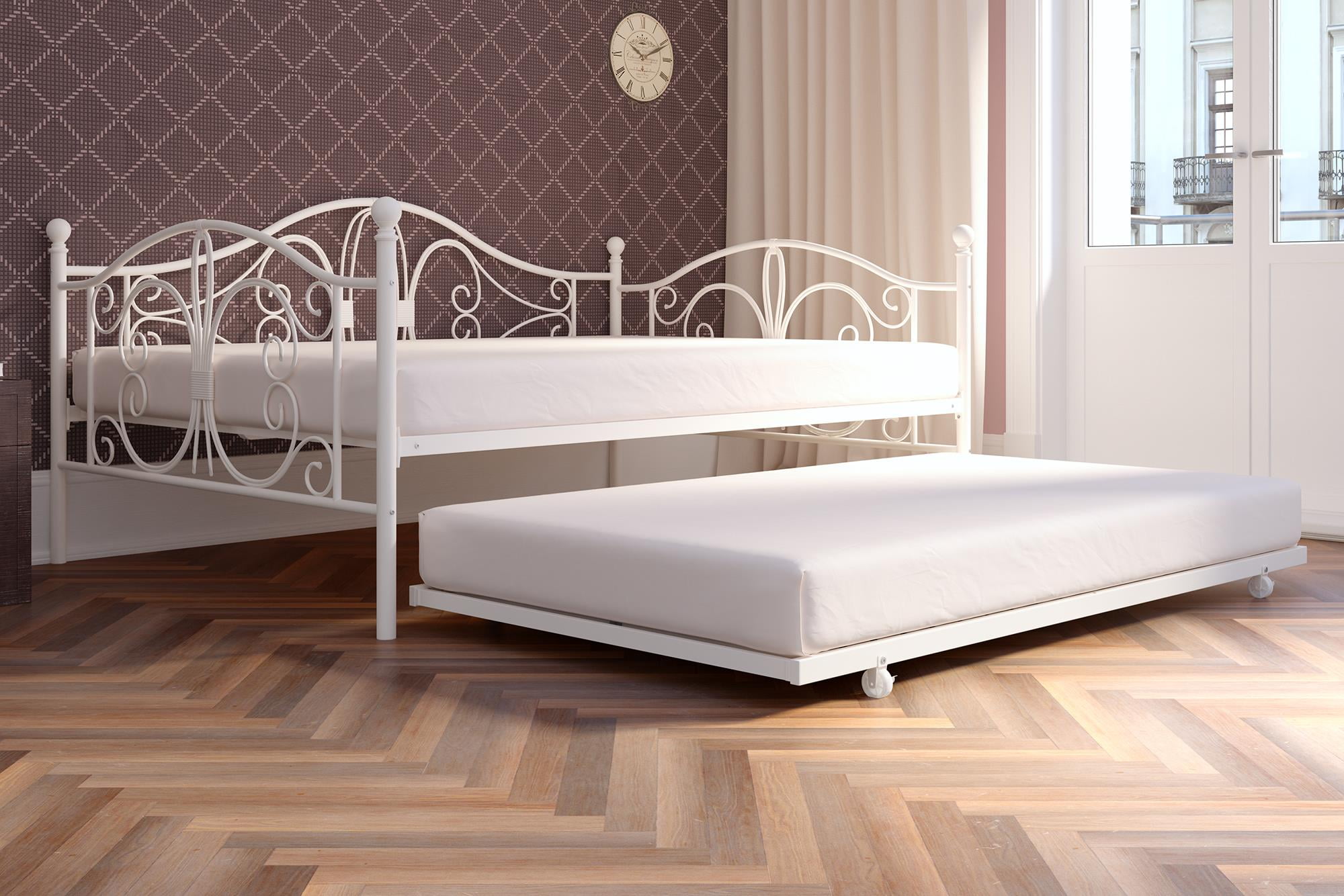 DHP Bombay Full Size Metal Daybed and Twin Size Trundle, White