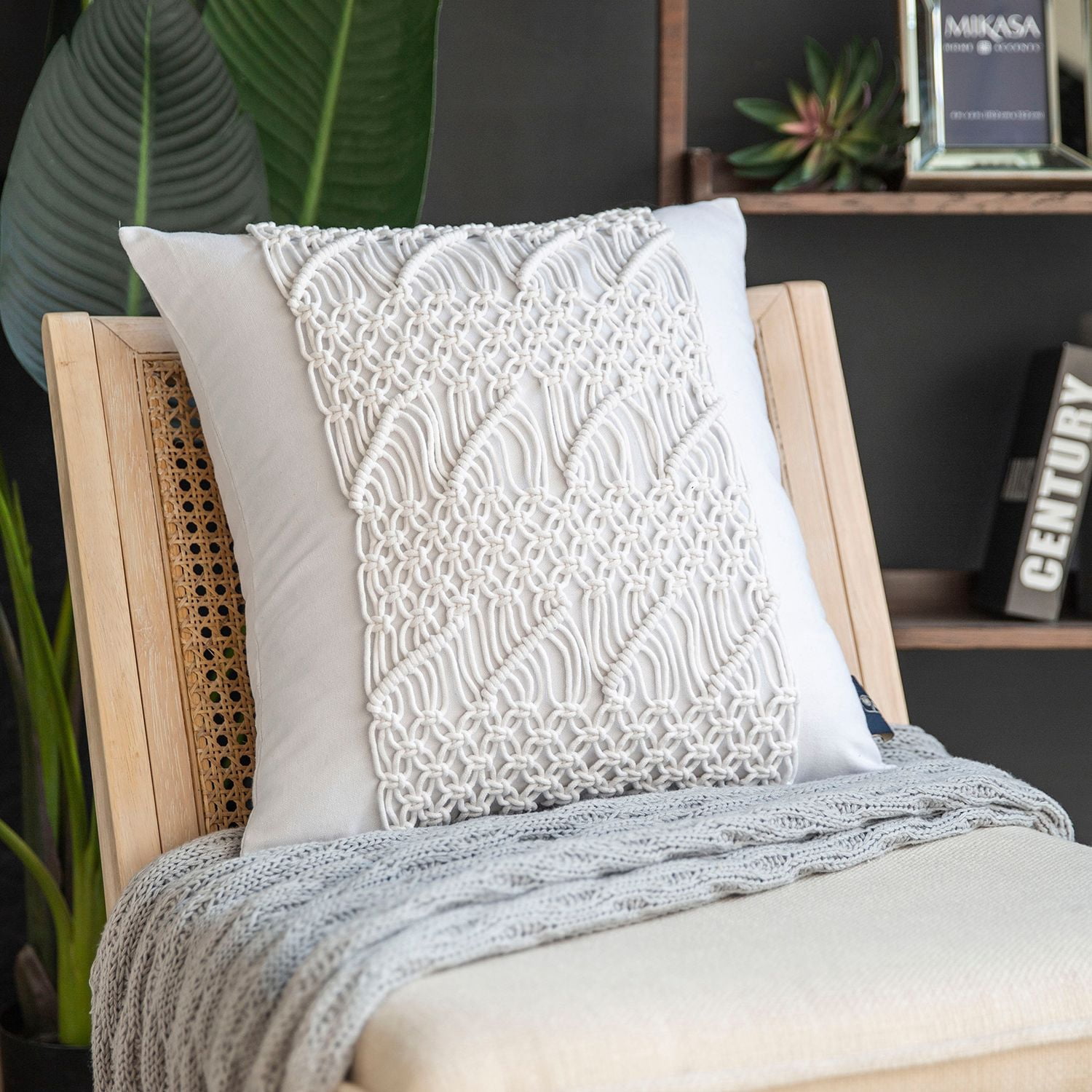 Phantoscope 100% Cotton Handmade Crochet Boho Throw Pillows with Invisible Zipper, 18 x 18 in Square Cushions, Pure White, 2 Pack